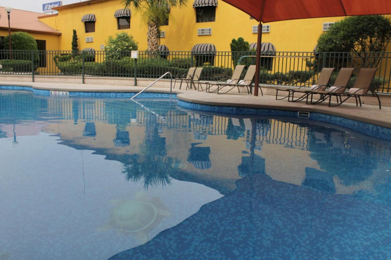 Holiday Inn Express Chihuahua By Ihg Zewnętrze zdjęcie