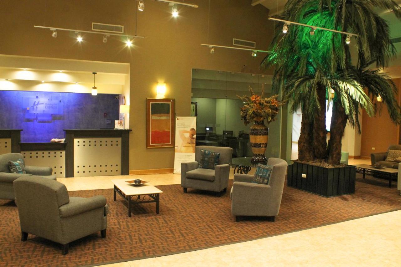 Holiday Inn Express Chihuahua By Ihg Zewnętrze zdjęcie