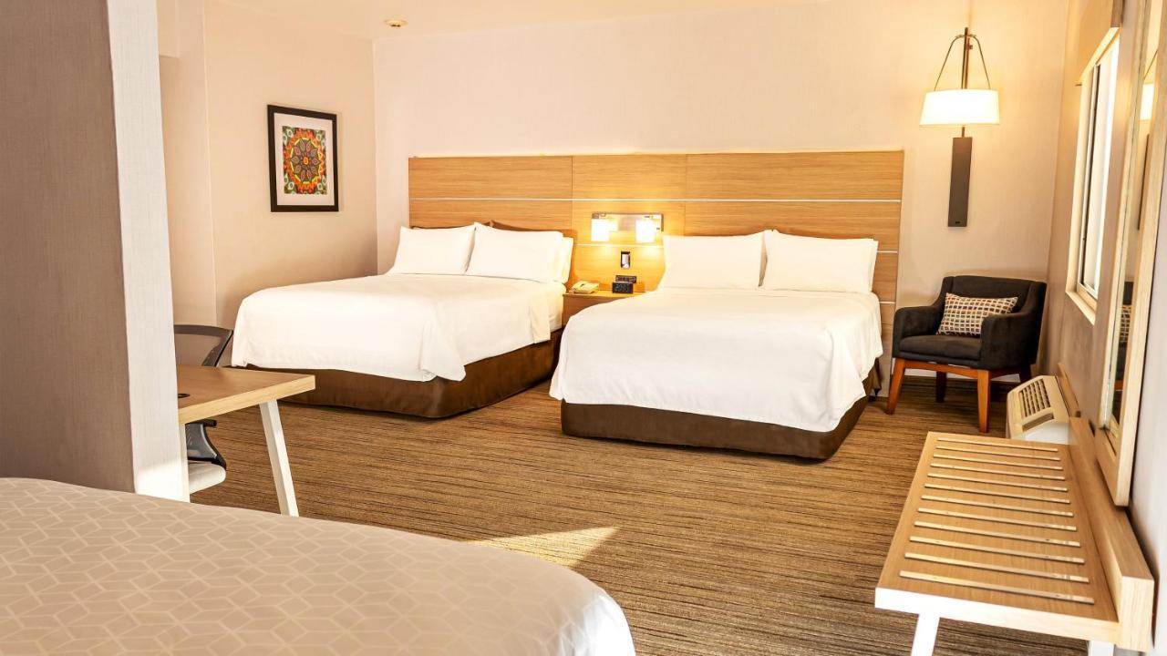 Holiday Inn Express Chihuahua By Ihg Zewnętrze zdjęcie