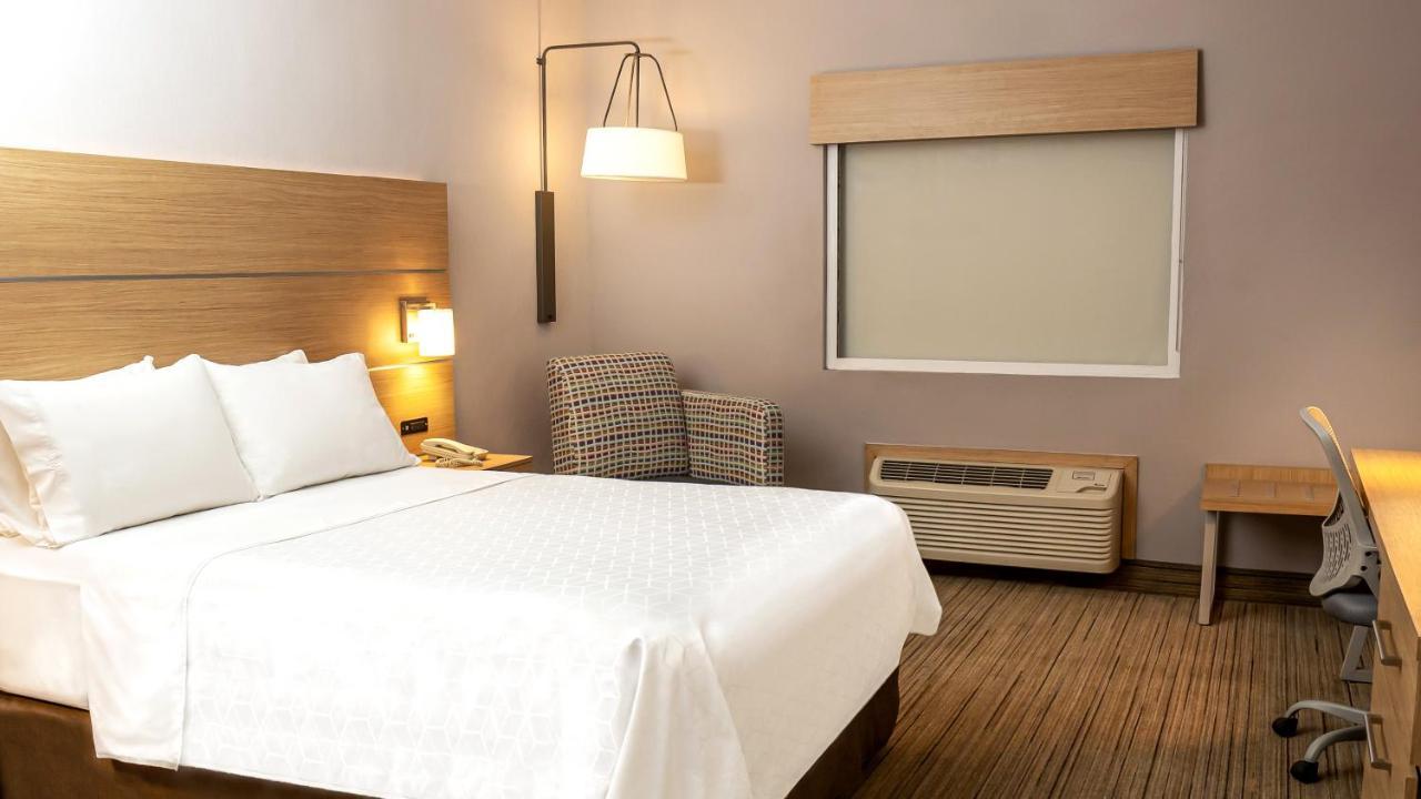 Holiday Inn Express Chihuahua By Ihg Zewnętrze zdjęcie