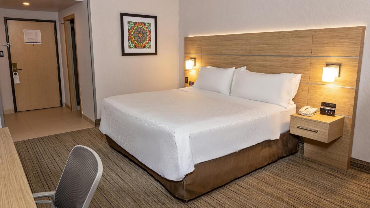 Holiday Inn Express Chihuahua By Ihg Zewnętrze zdjęcie