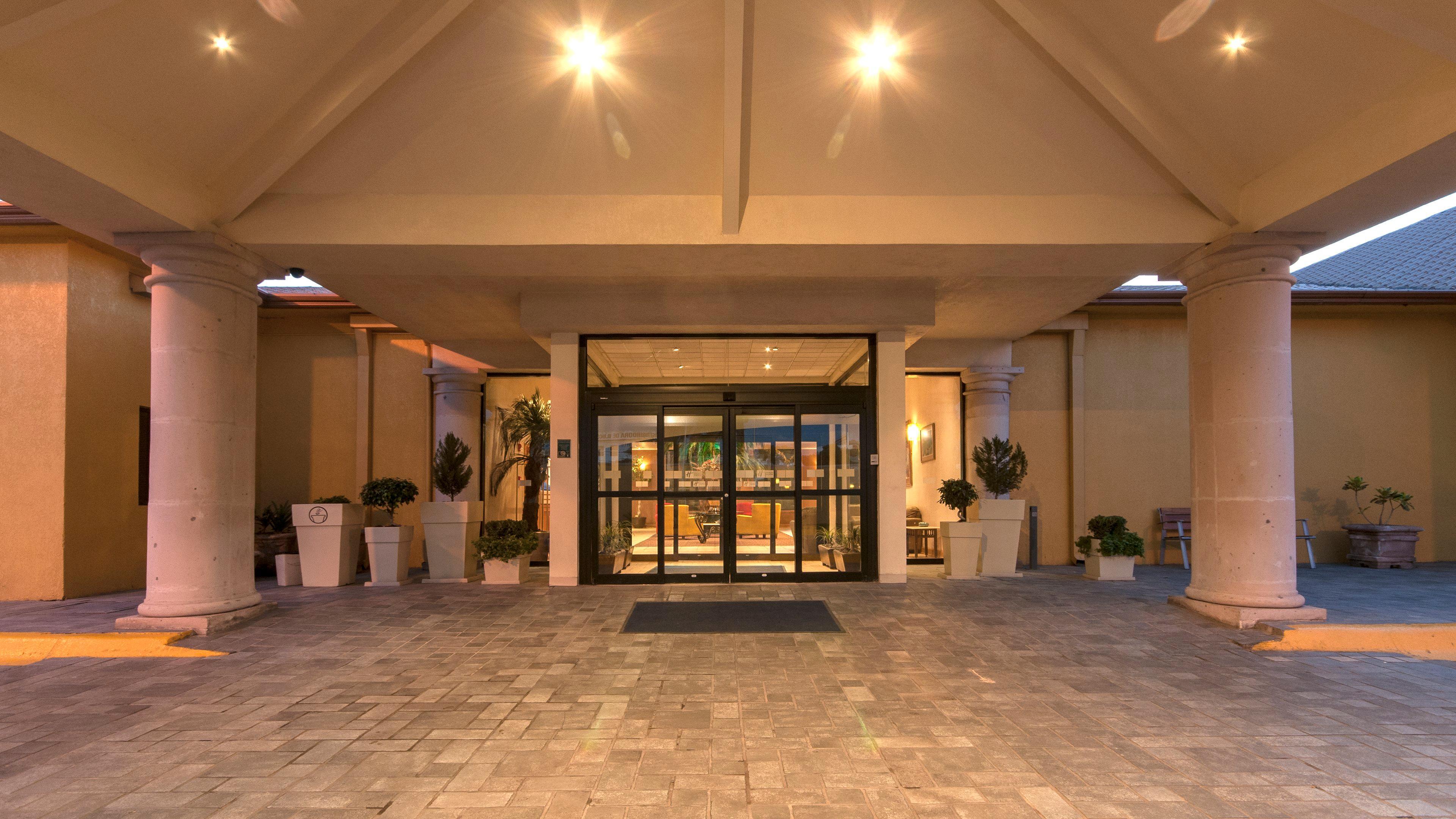 Holiday Inn Express Chihuahua By Ihg Zewnętrze zdjęcie